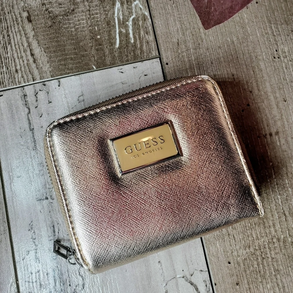 GUESS Los Angeles Abree Small Zip-Around Metallic Rose Gold Wallet NWOT